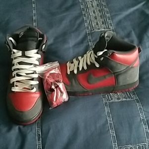 Nike Size 12 Red & Gray